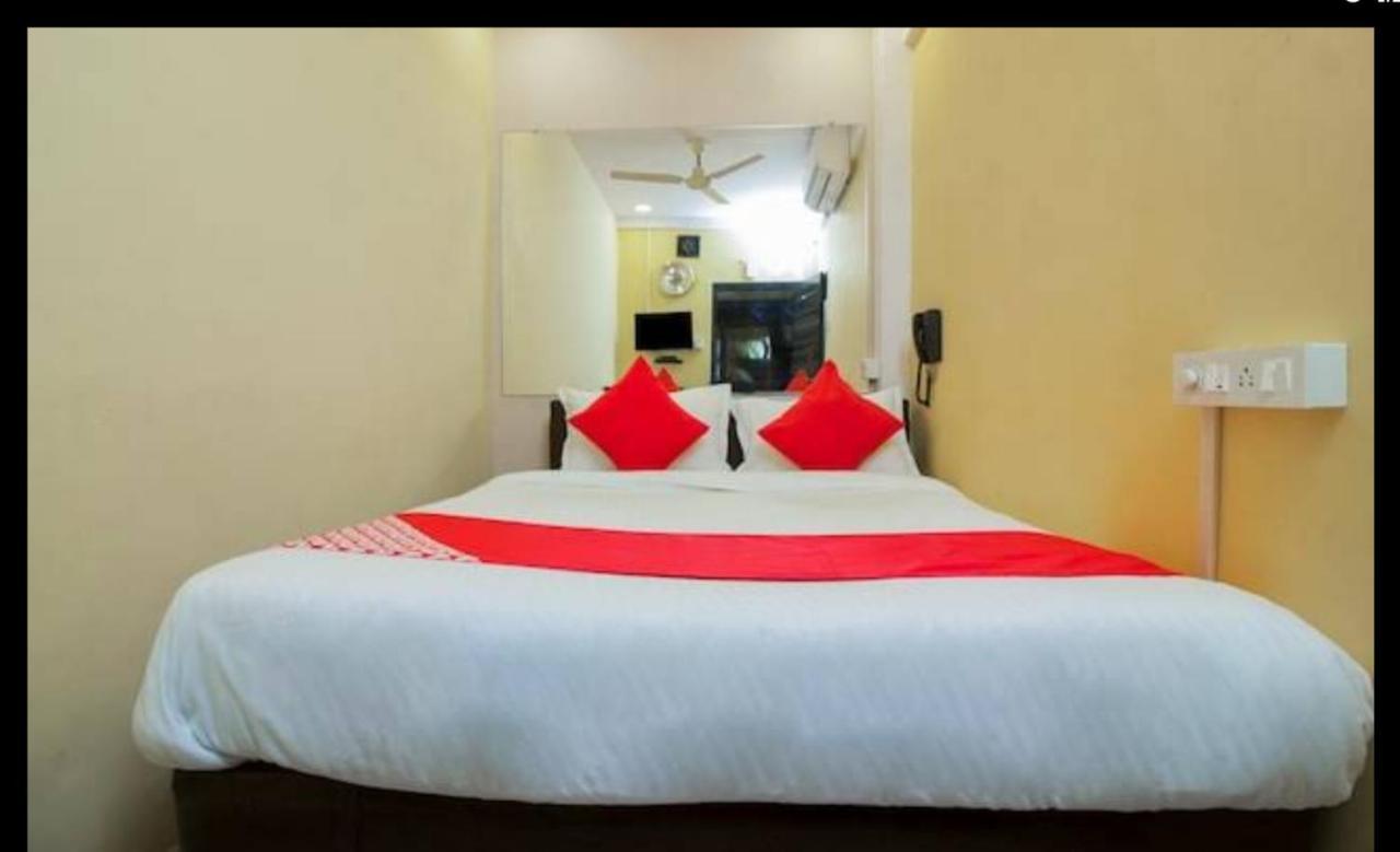Hotel Swaraj Logde Panvel Eksteriør billede
